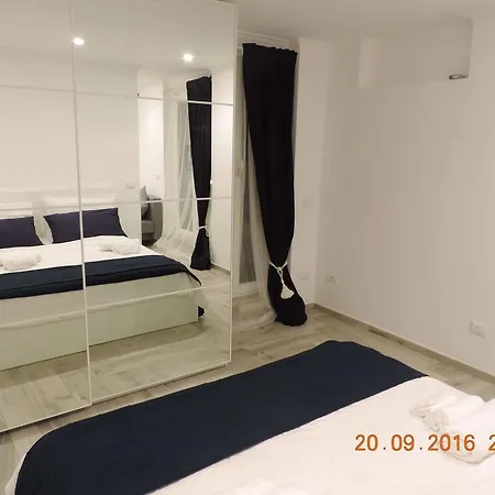 アパート Penthouse 